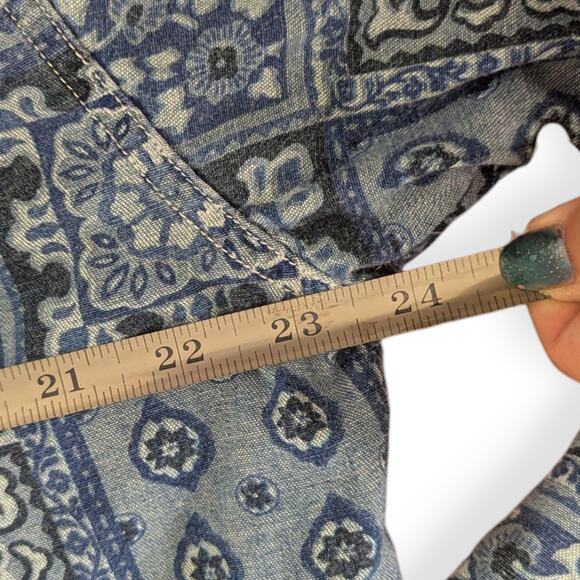 Vintage GUESS USA Denim Shirt 80s 90s ~ Tile print long sleeve snap front - Picture 7 of 7